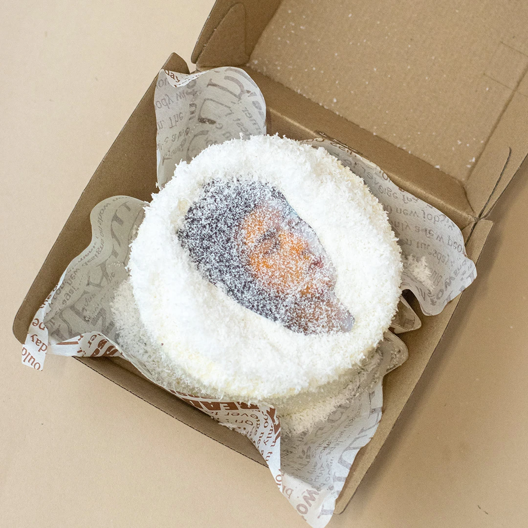 Pursuit of Jade secret reveal bento cake Singapore with hidden edible image